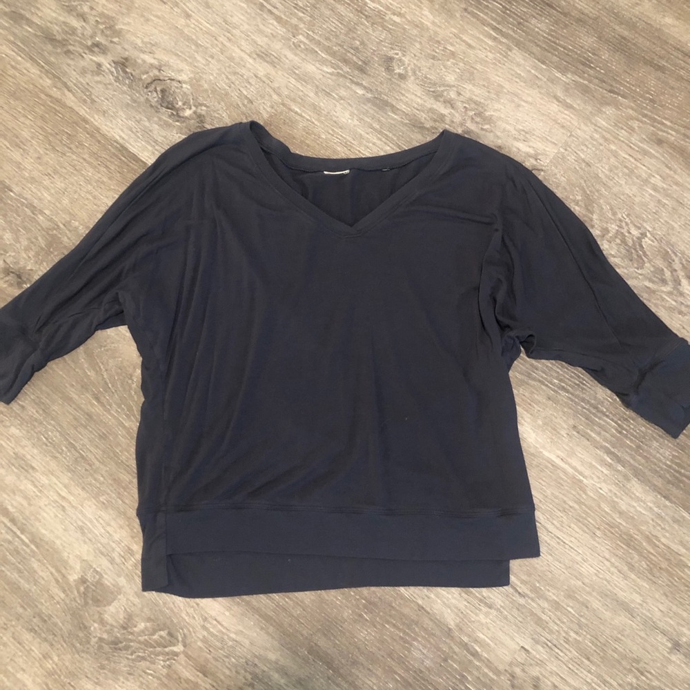 Cabi tee